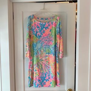EUC 💯 Lilly Pulitzer small Sophie in Lovers Coral